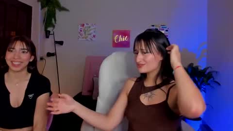 Snapshot of saraa_ramirez chatting on 02.21.25 Sarah Ramirez online show from 02.21.25