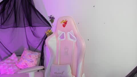 Snapshot of saraa_ramirez chatting on 03.01.25 Sarah Ramirez online show from 03.01.25