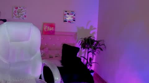 Snapshot of saraa_ramirez chatting on 03.06.25 Sarah Ramirez online show from 03.06.25