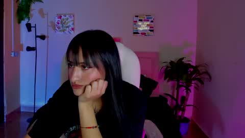 Snapshot of saraa_ramirez chatting on 03.08.25 Sarah Ramirez online show from 03.08.25