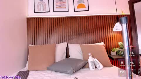 sara online show from 04.19.26