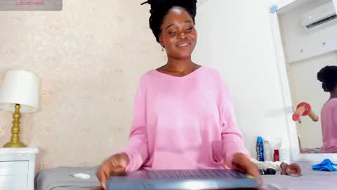 saraacollinss online show from 01.23.25