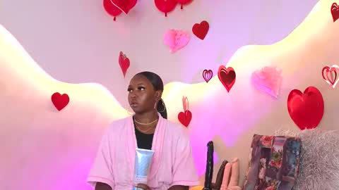 Snapshot of saraaguzman chatting on 02.24.26 saraaguzman online show from 02.24.26