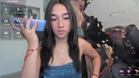 Snapshot of saraamills chatting on 12.06.24 Sara online show from 12.06.24