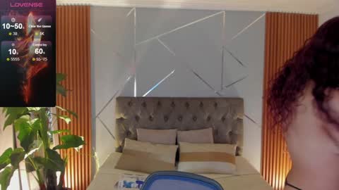 Snapshot of saraandsofi02 chatting on 01.16.25 sofia gomez420 online show from 01.16.25