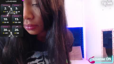 SARAHGIL online show from 02.01.25