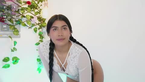 Sara online show from 09.24.25