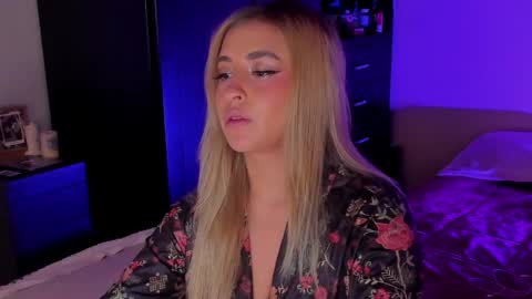 saradiazxxx online show from 04.24.26