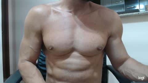 saradorj92 online show from 01.16.25