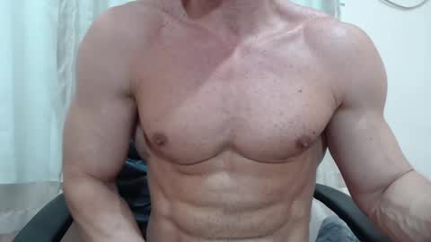 saradorj92 online show from 09.17.25