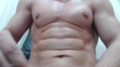 saradorj92 online show from 09.24.25