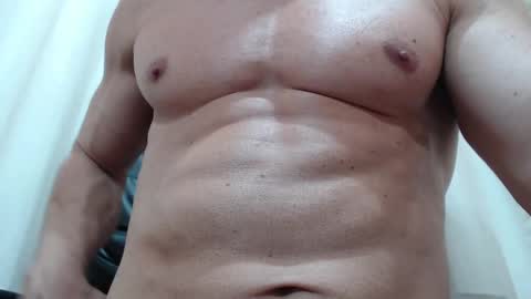 saradorj92 online show from 10.17.25