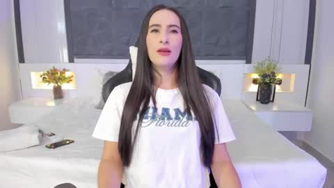  Sara Gomez  online show from 11.01.25