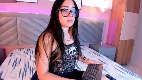 Snapshot of sarah__smith__ chatting on 07.14.26 sarah__smith__ online show from 07.14.26