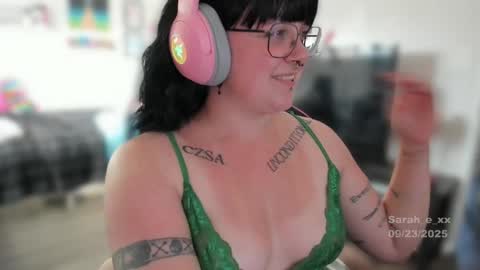 Sarah online show from 09.24.25