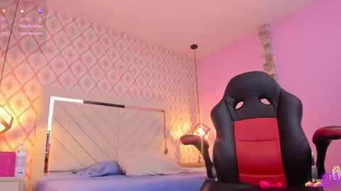 Snapshot of sarah_keys chatting on 03.13.26 SARAH KEYS online show from 03.13.26