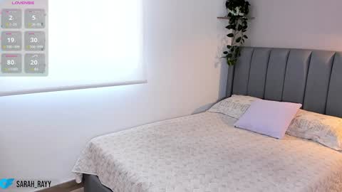 sarah_rayy online show from 01.19.25