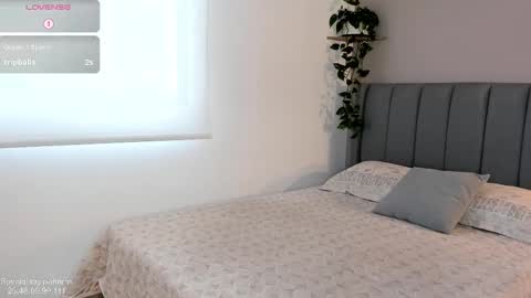 sarah_rayy online show from 03.11.25