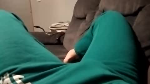 Sarahs room online show from 12.03.25