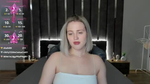 Snapshot of sarah_soul chatting on 01.23.25 Sarah online show from 01.23.25