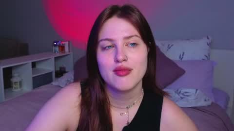 Snapshot of sarah_soul chatting on 07.06.26 Sarah online show from 07.06.26