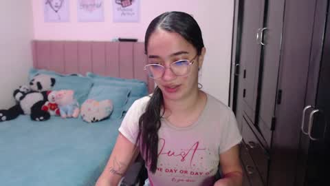 Sarah online show from 02.25.25