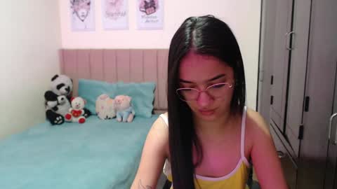 Sarah online show from 03.04.25