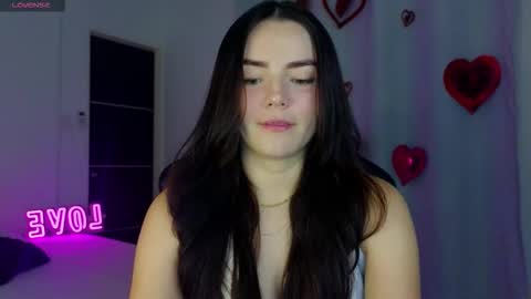 - next broadcast 28 nov  7 pm Col online show from 12.20.25