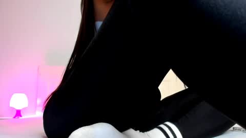 Sarah online show from 04.21.26