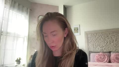 Sarah online show from 04.02.26