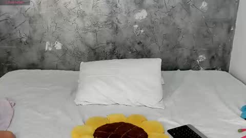 sarahgrant_ online show from 09.16.25