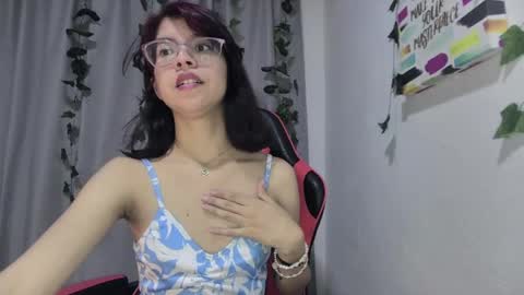 Sarah  online show from 04.18.26