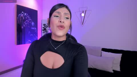 Sarah  independent model online show from 06.02.26