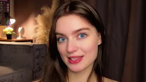 Snapshot of sarakinsly chatting on 12.03.25 Rosie online show from 12.03.25