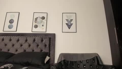 Sara online show from 04.20.26