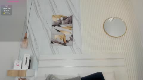 Snapshot of saralewwis chatting on 03.02.26 Sara Lewis online show from 03.02.26