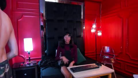 Sara and Edward online show from 11.08.25