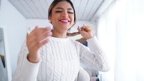 Sara online show from 12.14.24