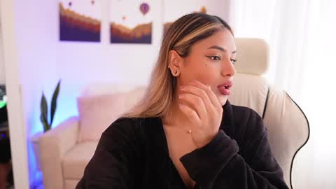 Sara online show from 12.21.24