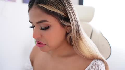 Sara online show from 01.17.25