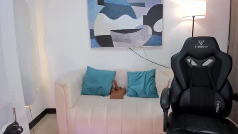 I am Sara  online show from 02.12.26