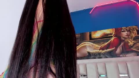  Sara  online show from 01.22.25