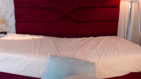 Sara online show from 02.23.25