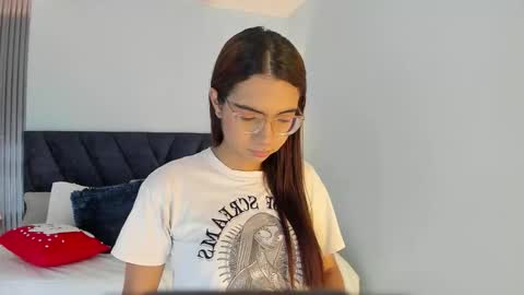 Sara online show from 11.08.25