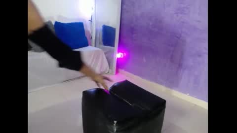 Snapshot of sarasmith2 chatting on 01.16.25 sara online show from 01.16.25