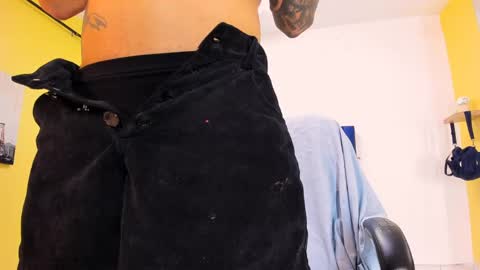 Sara Sofia online show from 04.18.26