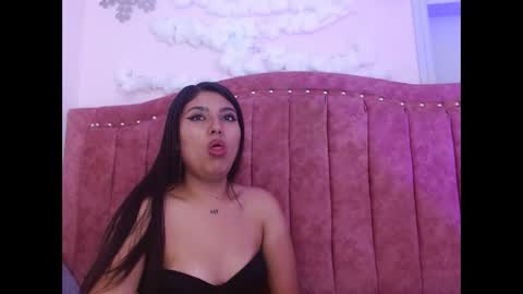 sarastonesx online show from 01.14.25