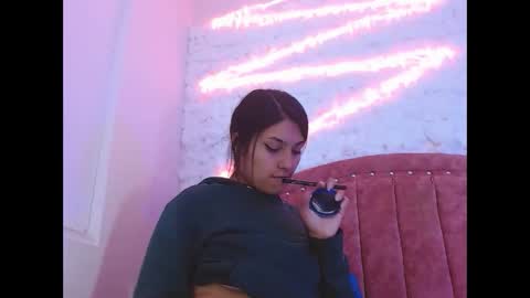 sarastonesx online show from 01.28.25