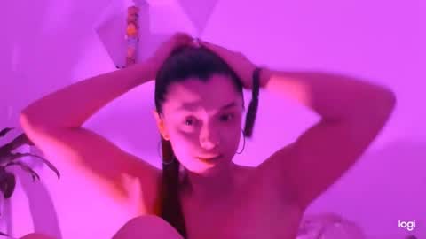 Snapshot of saray2312 chatting on 12.16.24 Saray  online show from 12.16.24