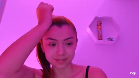 Snapshot of saray2312 chatting on 01.18.25 Saray  online show from 01.18.25